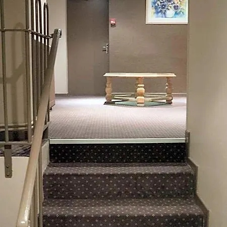 Hotel Les Frangins Saint-Omer (Pas-de-Calais)