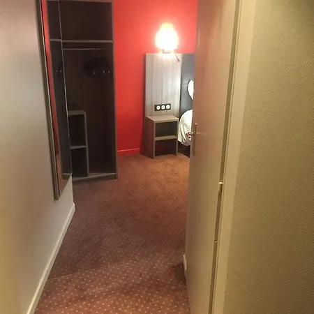 Hotel Les Frangins 2*