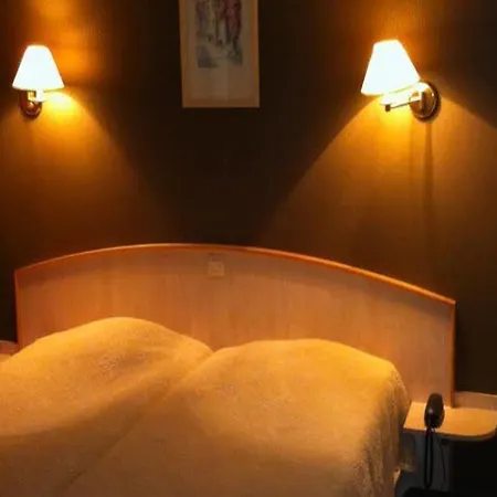 Hotel Les Frangins 2*