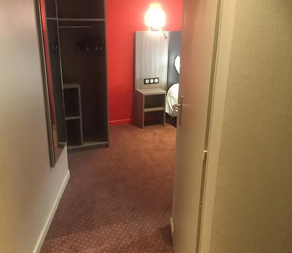 Hotel Les Frangins 2*